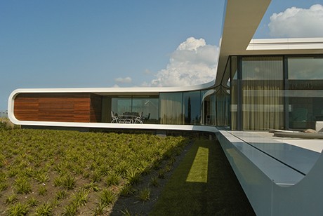 DuPont_Corian_Villa New Water (2)