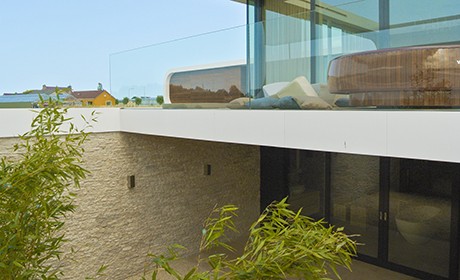 DuPont_Corian_Villa New Water (3)
