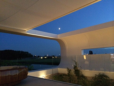 DuPont_Corian_Villa New Water (8)