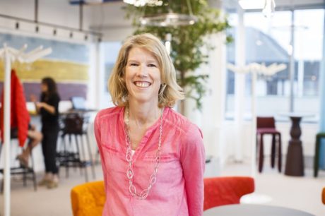 b5f95aae0329d5f4_800x800ar-1